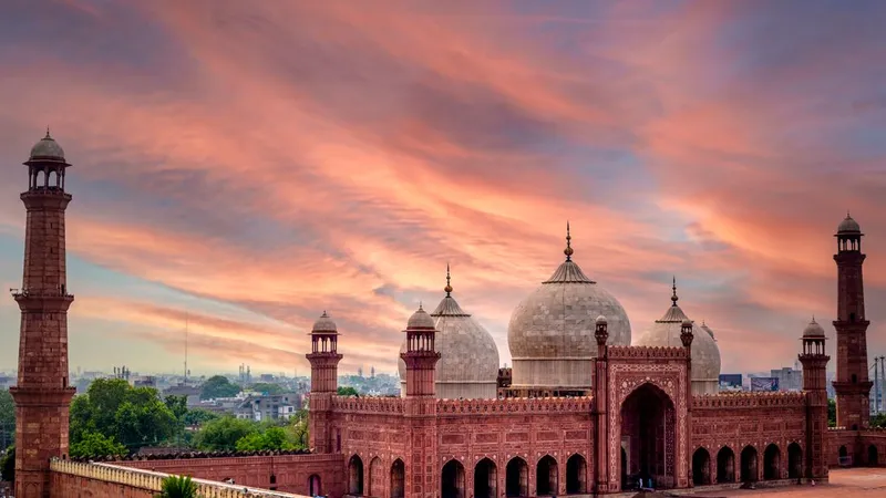 Badshahi Mosque