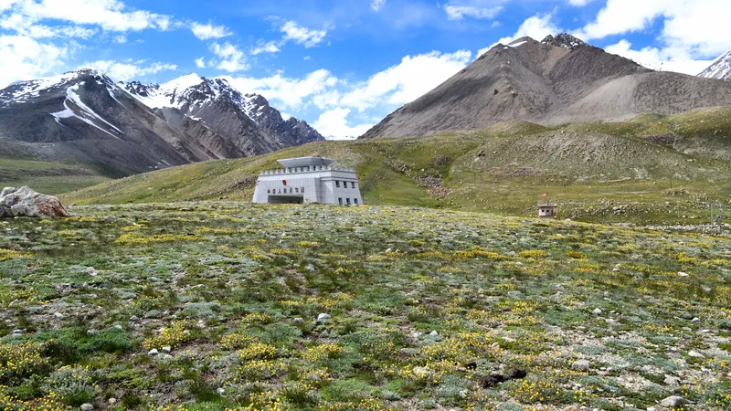 Khunjerab Pass