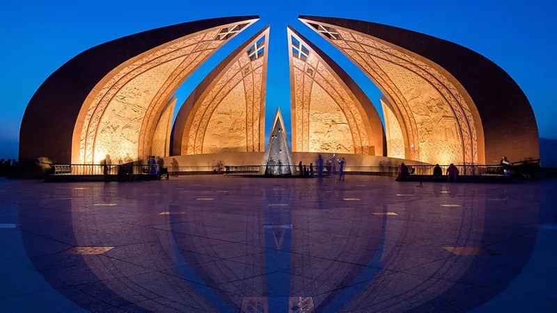 Pakistan Monument